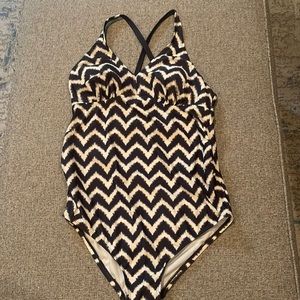 Liz Lange Maternity One piece bathing suit